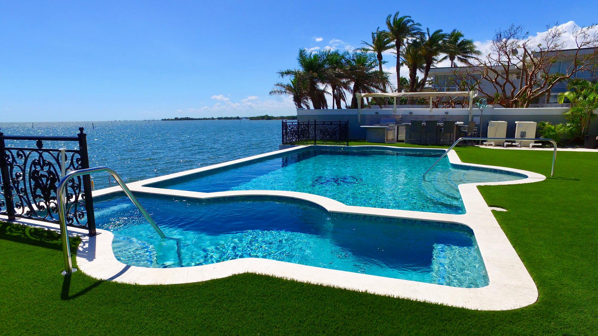 Professional Pool Remodeling in Royal Palm Beach FL