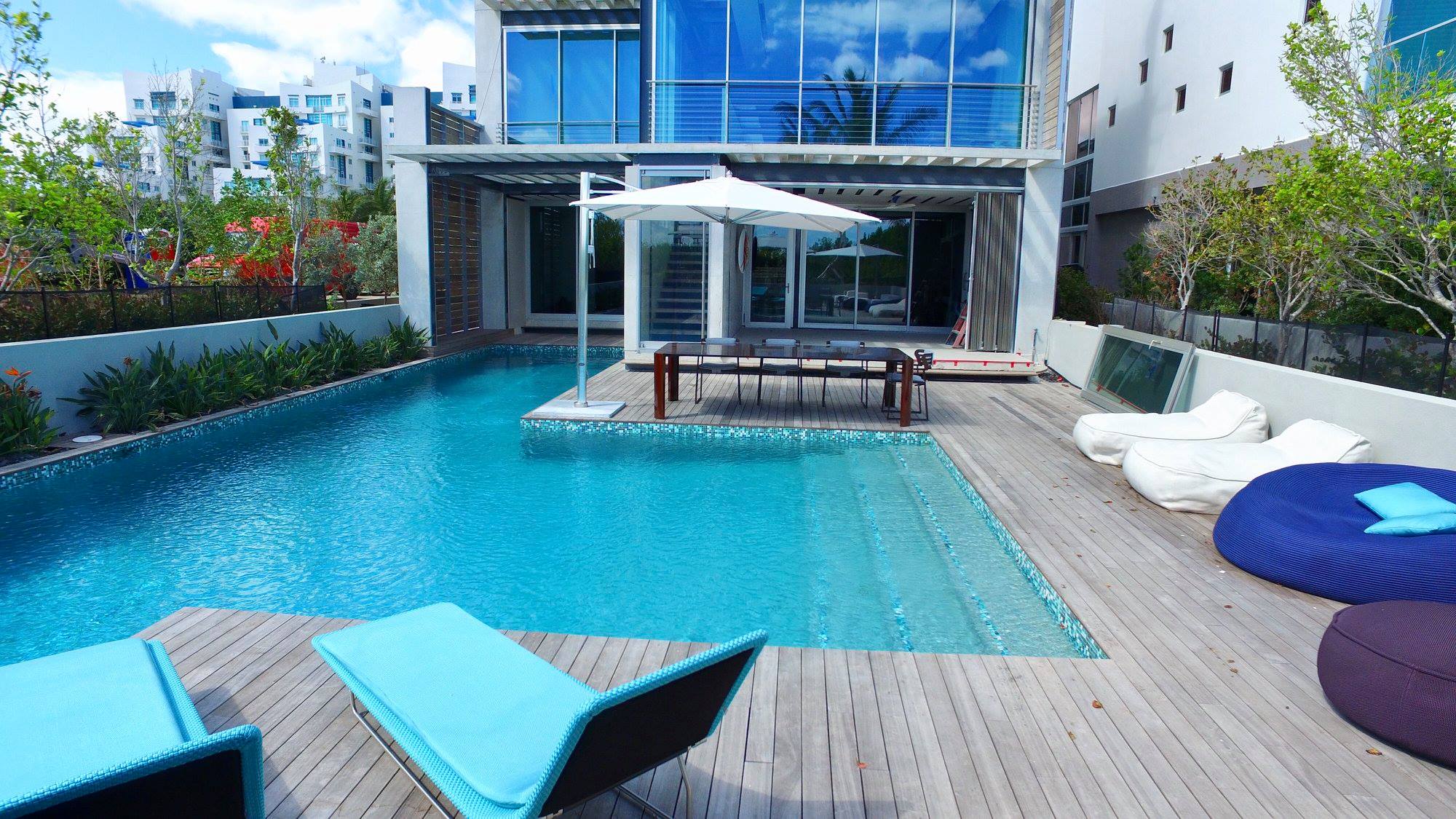 Professional Pool Remodeling in Royal Palm Beach FL
